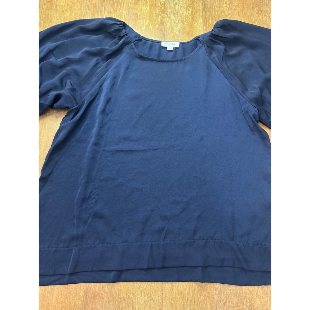 Umgee USA Navy Blue Puff Sleeve Blouse Size S Raglan High Low Hem Top A5756